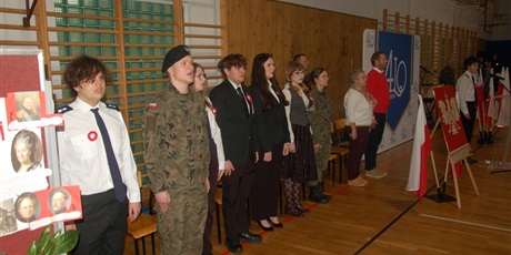 Powiększ grafikę: 11-listopada-narodowe-swieto-niepodleglosci-653546.jpg