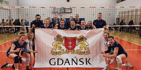 Brawo Dziewczyny i Trenerzy!! Gratulujemy i czekamy na więcej 🥳👏🏐