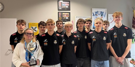 Powiększ grafikę: dumni-z-niepodleglej-656042.jpg