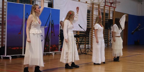 Powiększ grafikę: dzien-edukacji-narodowej-w-naszej-szkole-716920.jpg