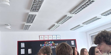 Powiększ grafikę: dzien-otwarty-w-iv-lo-683864.jpg