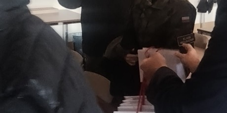 Powiększ grafikę: dzien-w-urzedzie-651673.jpg