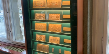 Powiększ grafikę: edukacja-w-terenie-klasy-4a-swiatecznie-666931.jpg