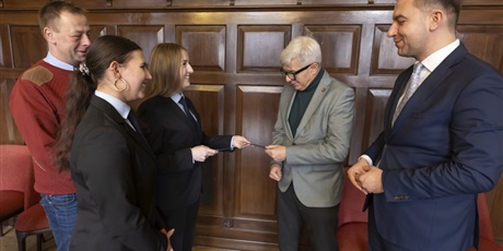 Powiększ grafikę: edukacja-w-terenie-klasy-4a-swiatecznie-666933.jpg