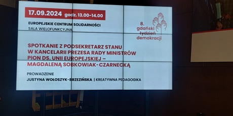 Powiększ grafikę: glo-spotkanie-z-podsekretarz-stanu-przy-prezesie-rady-ministrow-ds-ue-magdalena-sobkowiak-czarnecka-553241.jpg