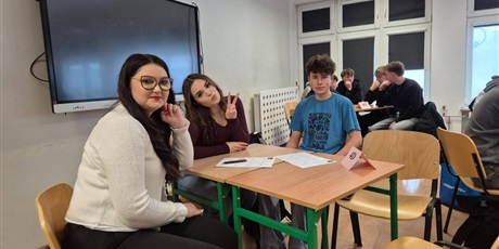 Powiększ grafikę: i-etap-szkolnego-quizu-674427.jpg