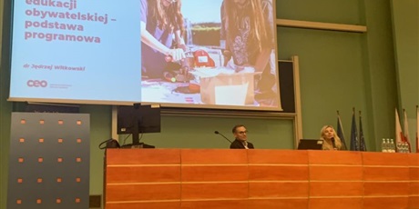 Powiększ grafikę: konferencja-metodyczna-kuratorium-oswiaty-w-gdansku-szkola-relacji-640451.jpg