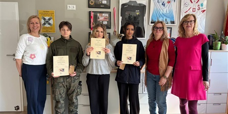 Powiększ grafikę: konkurs-plastyczny-polska-moje-marzenie-z-okazji-jubileuszu-80-lecia-iv-lo-688923.jpg