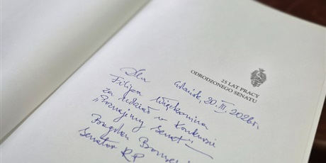 Powiększ grafikę: konkurs-poznajemy-senat-rp-682571.jpg