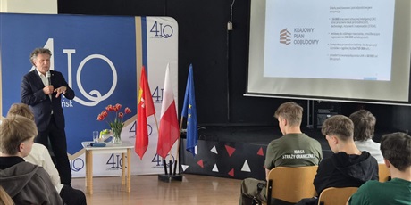 Powiększ grafikę: lekcja-obywatelska-my-jestesmy-unia-694296.jpg
