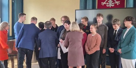 Powiększ grafikę: pomorski-konkurs-wiedzy-o-samorzadzie-wojewodztwa-pomorskiego-682277.jpg