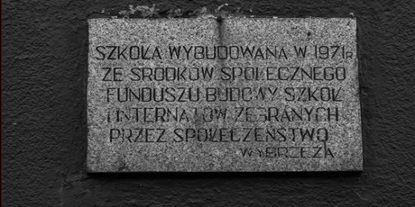 Powiększ grafikę: rok-jubileuszowy-szkoly-640384.jpg
