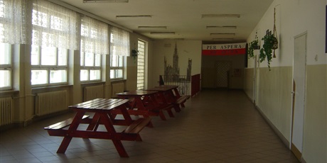 Powiększ grafikę: rok-jubileuszowy-szkoly-640393.jpg