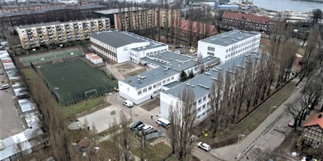 Powiększ grafikę: rok-jubileuszowy-szkoly-640403.jpg