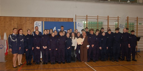 Powiększ grafikę: slubowanie-klas-pierwszych-680862.jpg