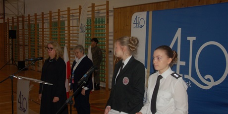 Powiększ grafikę: slubowanie-klas-pierwszych-680907.jpg