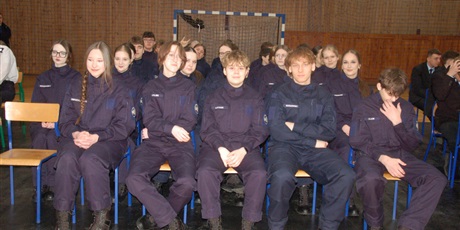 Powiększ grafikę: slubowanie-klas-pierwszych-680914.jpg