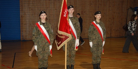 Powiększ grafikę: slubowanie-klas-pierwszych-680916.jpg