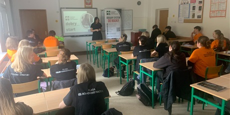 Spotkanie organizacyjne w ramach patronatu nad klasami medycznymi w 4LO