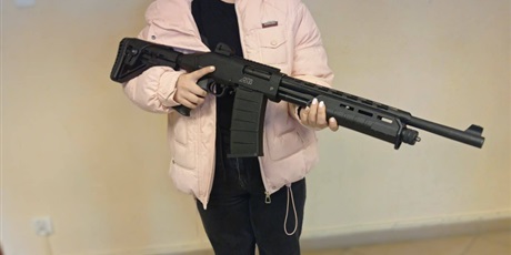 Powiększ grafikę: uczniowie-1b-i-1f-w-szkole-policji-w-slupsku-659342.jpg