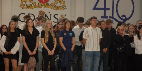 Powiększ grafikę: uroczyste-rozpoczecie-roku-szkolnego-2025-2026-636483.jpg