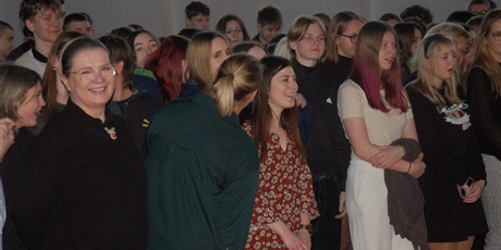 Powiększ grafikę: wigilia-w-iv-lo-667189.jpg