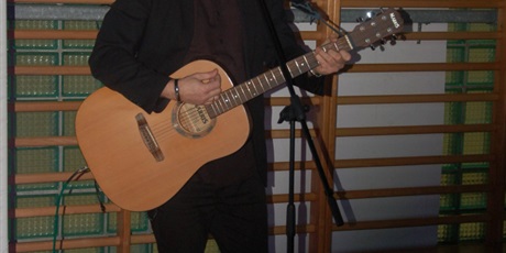 Powiększ grafikę: wigilia-w-iv-lo-667191.jpg