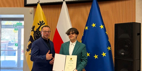 Powiększ grafikę: xix-final-wiedzy-o-samorzadzie-wojewodztwa-pomorskiego-688657.jpg