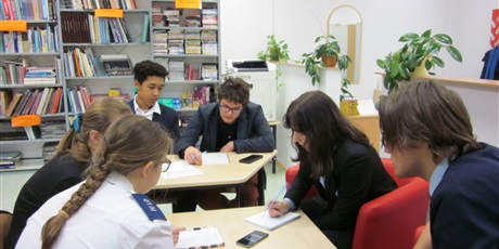 Powiększ grafikę: Biblioteka