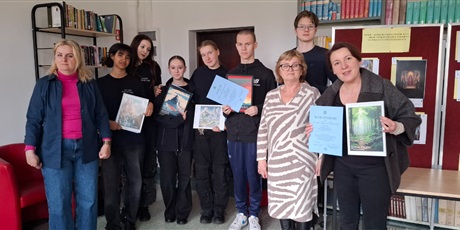 Powiększ grafikę: Biblioteka