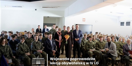 Powiększ grafikę: Lekcja obywatelska z Wojewodą Pomorskim pt. "Młodzi i bezpieczni"