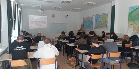 Powiększ grafikę: Quiz edukacyjny pt. „Hejt i przemoc rówieśnicza w mojej szkole”