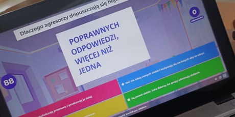 Powiększ grafikę: Quiz edukacyjny pt. „Hejt i przemoc rówieśnicza w mojej szkole”